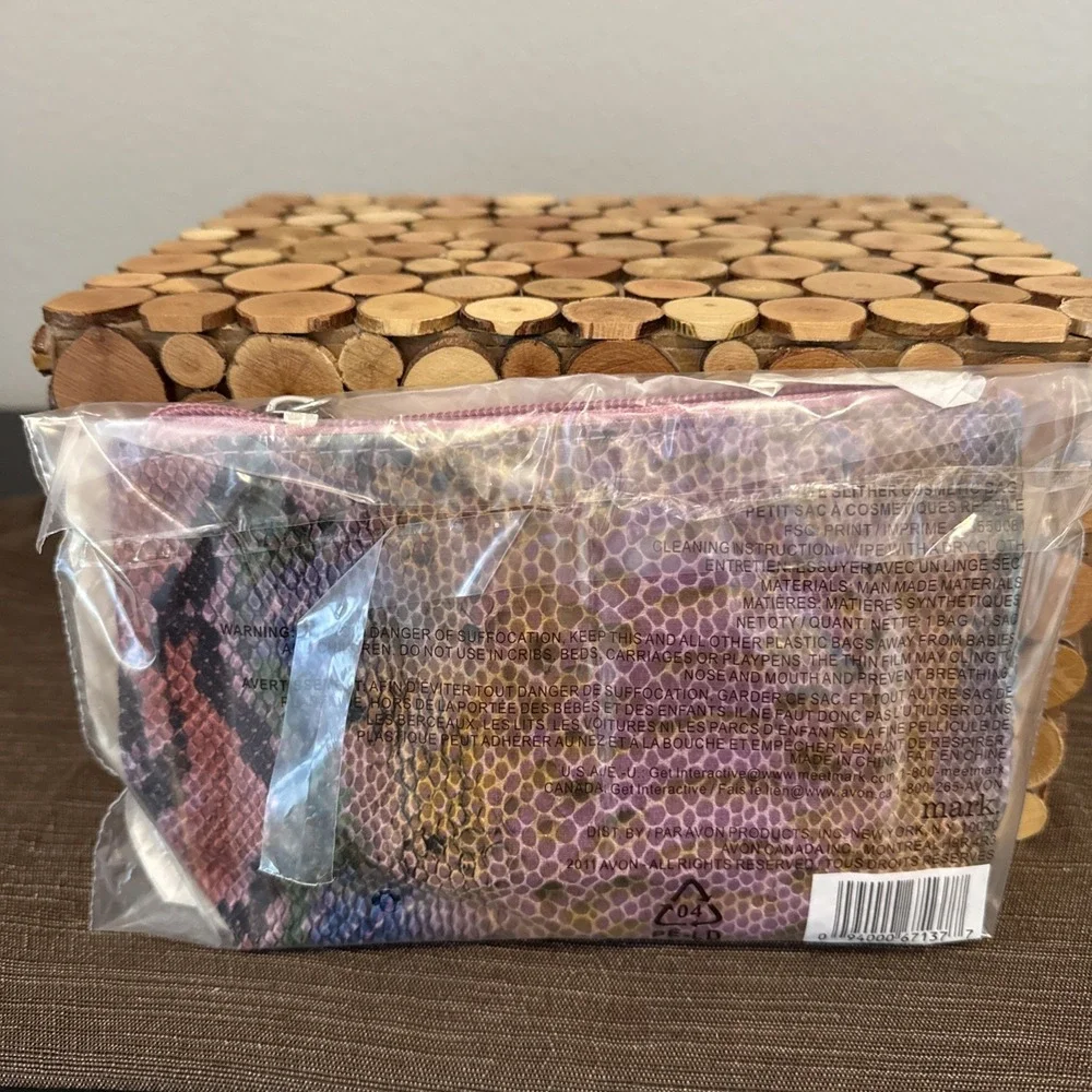 Avon Mark Purple Multicolor Faux Snakeskin Makeup Travel Bag‎ Small